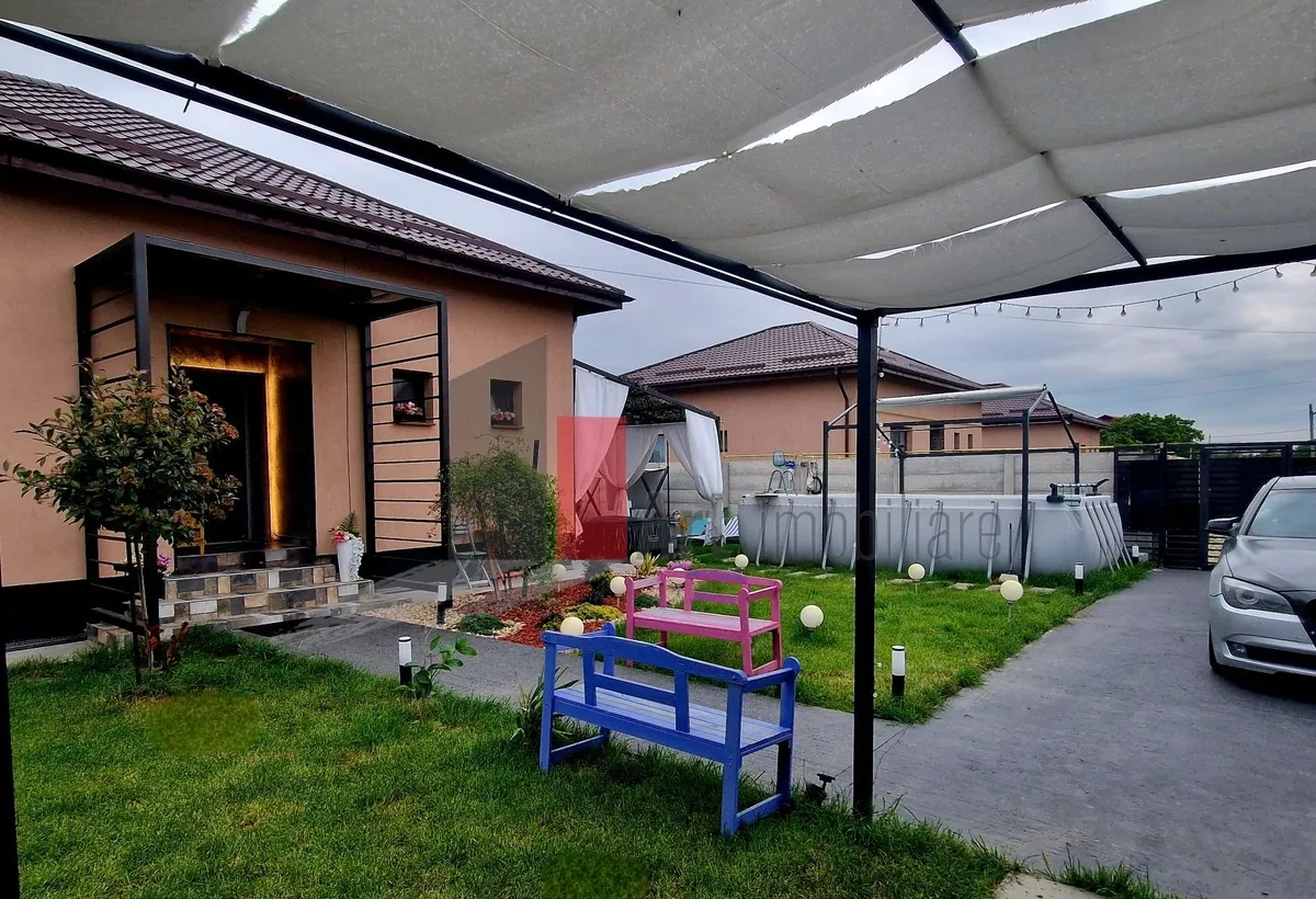 Mihailesti vindem casa cu piscina si zona de fitness