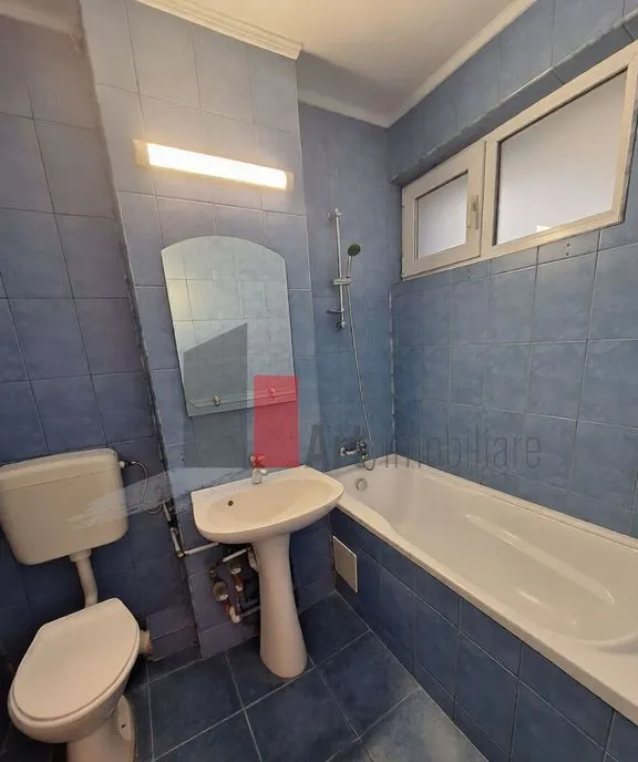 Apartament de vanzare 2 camere et 3/3 Bucurestii Noi