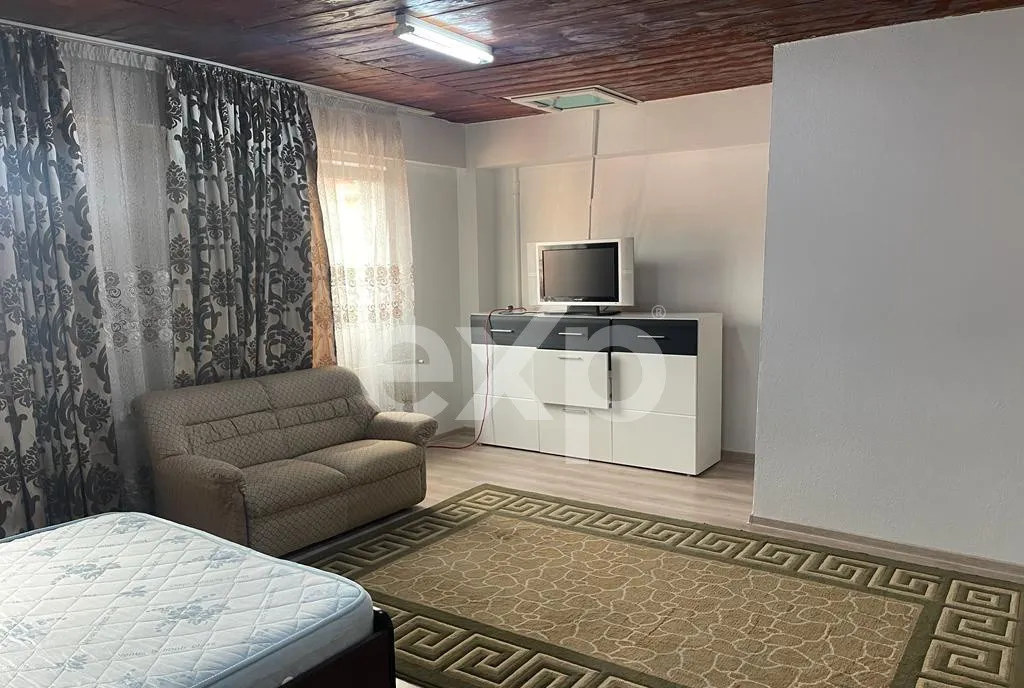 Inchiriere apartament 2 camere in vila Prundu