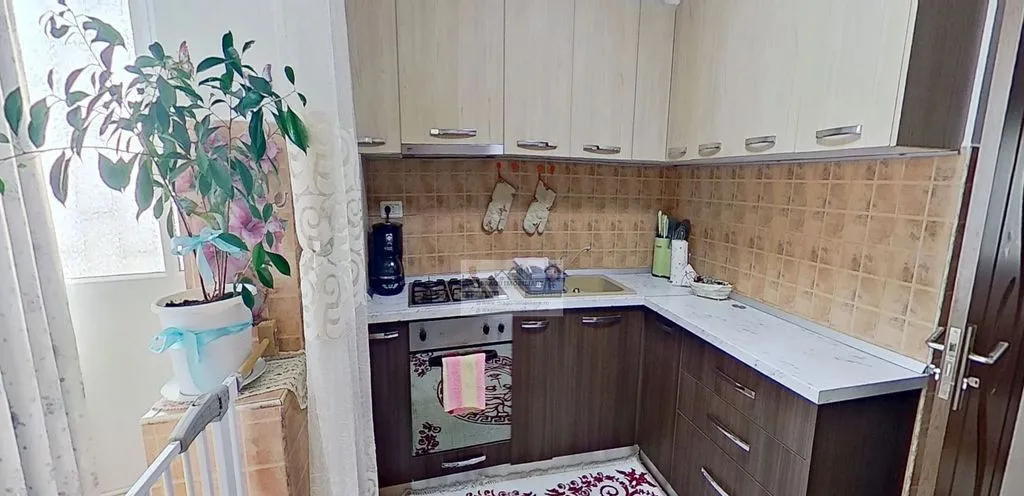 Apartament 2 camere de vanzare Bloc C Turn Tecuci central