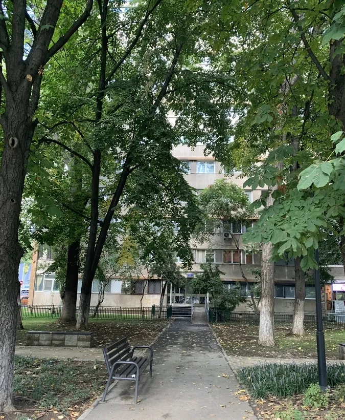 Militari proprietar 5 minute metrou Lujerului