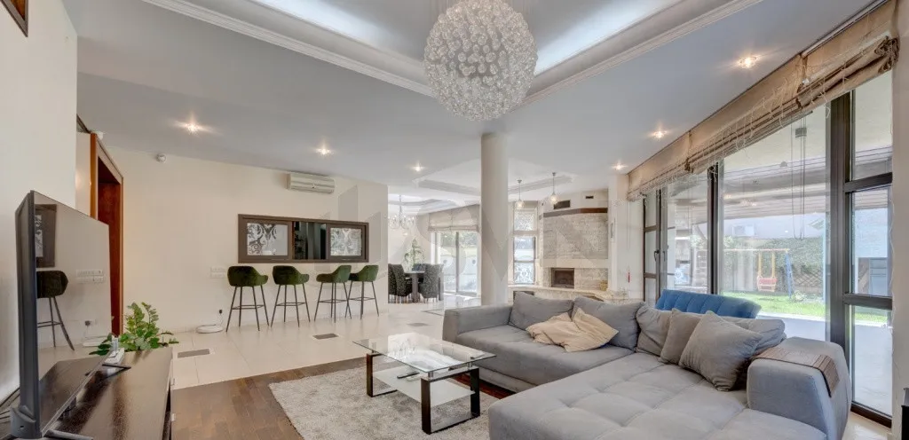 Vila Pipera I 8 camere I Piscina