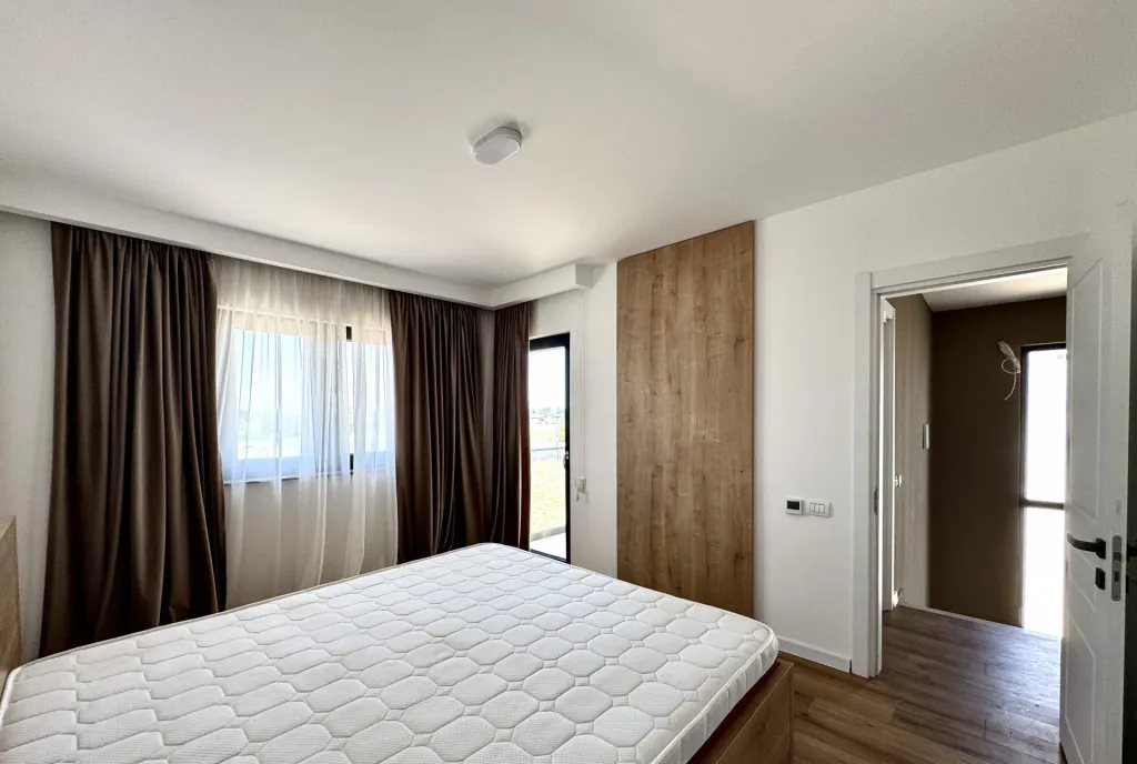 Casa 5 Camere P 1 Teren 250mp 125000E doar luna aceasta