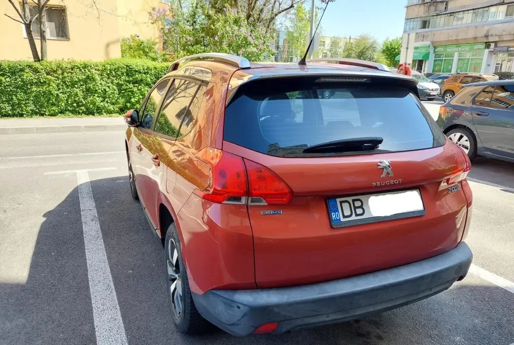 Peugeot 2008 1 6 2016 116 000 km foarte economic ideal pentru naveta 6 900 eur