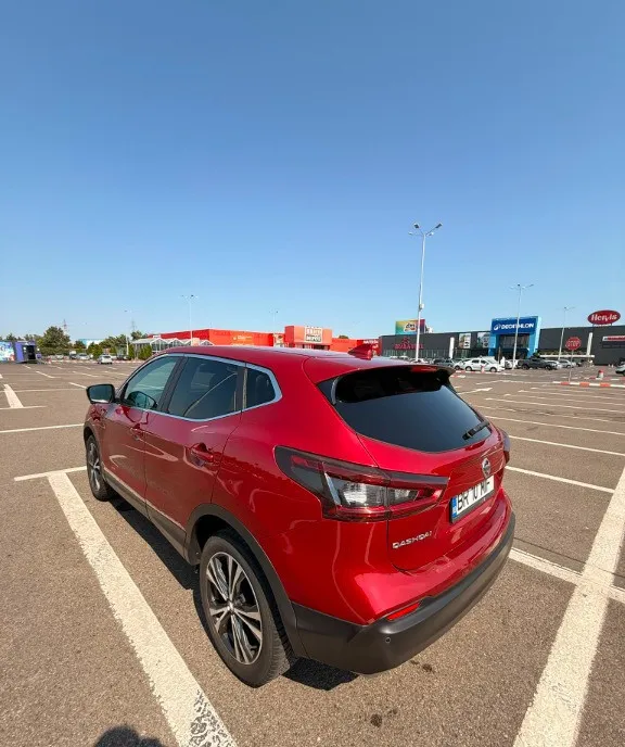 Nissan Qashqai model facelift 2018 13 500 eur