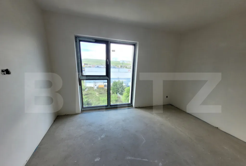 Apartament 3 camere semidecomandate 65 mp zona Iulius Mall