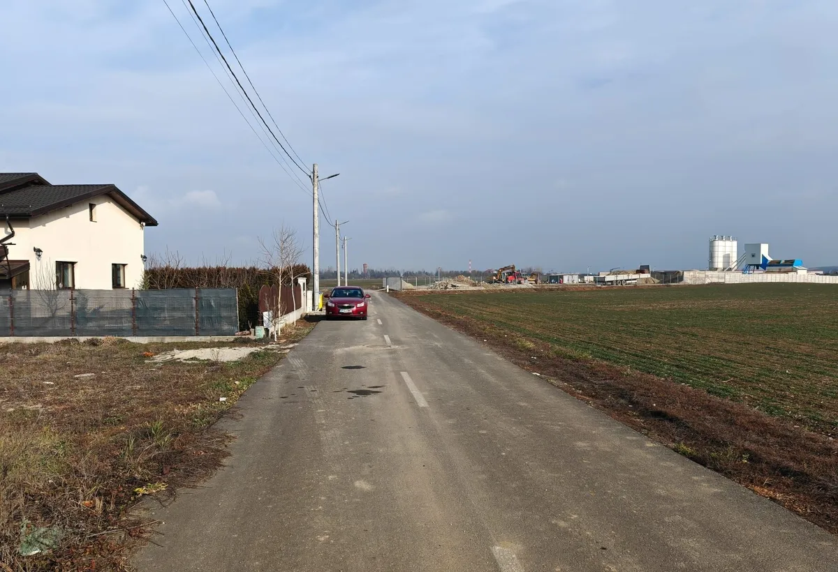 Dragomiresti Vale langa centura teren 15 600 mp 28 euro/mp