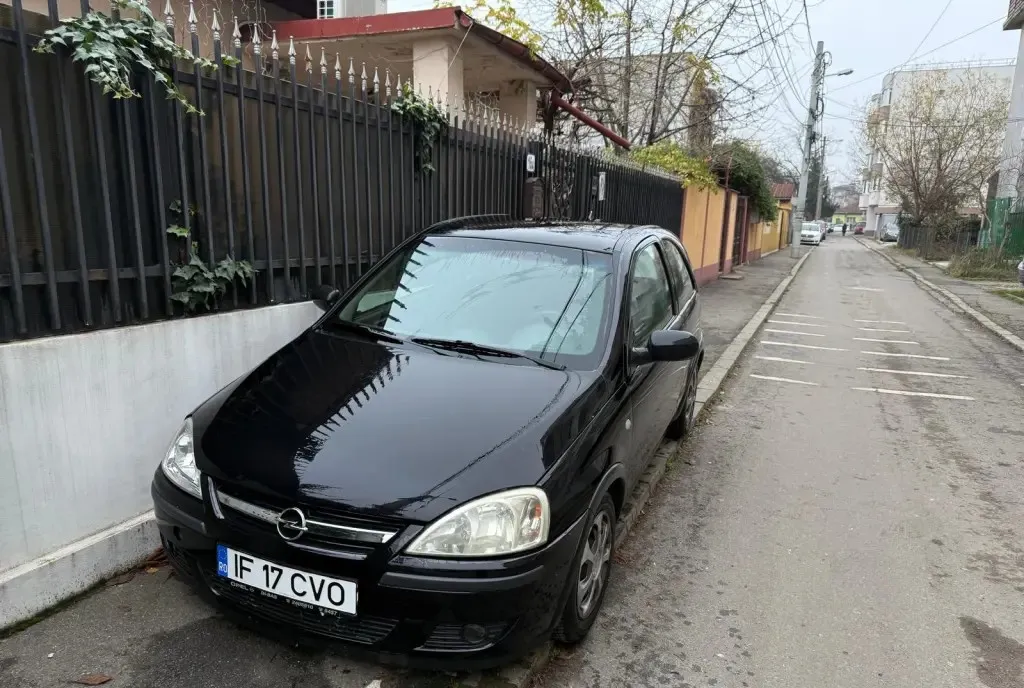 Opel Corsa 1 3cdti 2006 1 100 eur