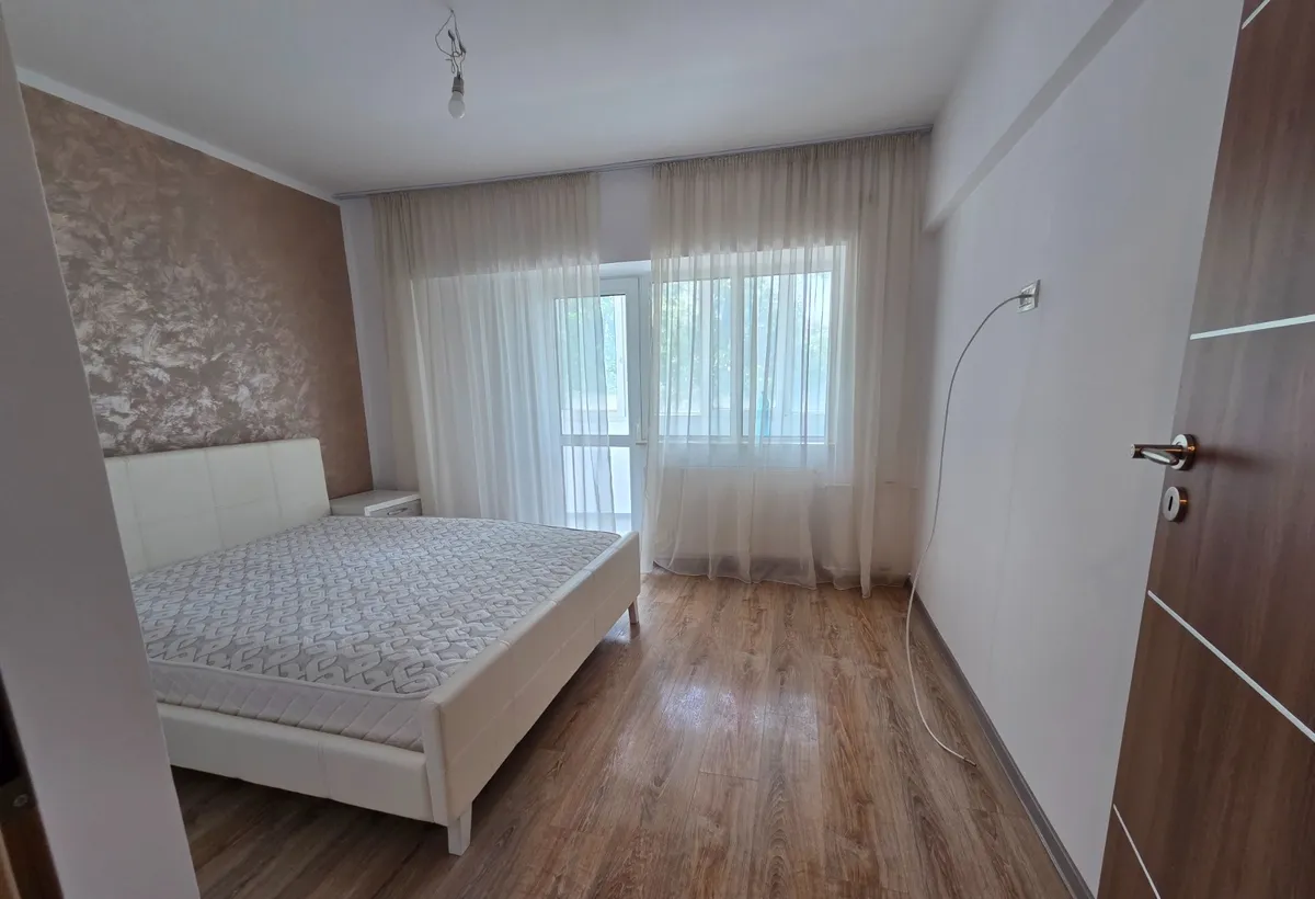 Apartament 4 camere 100 mp Renovat Parcul Plumbuita - Doamna Ghica