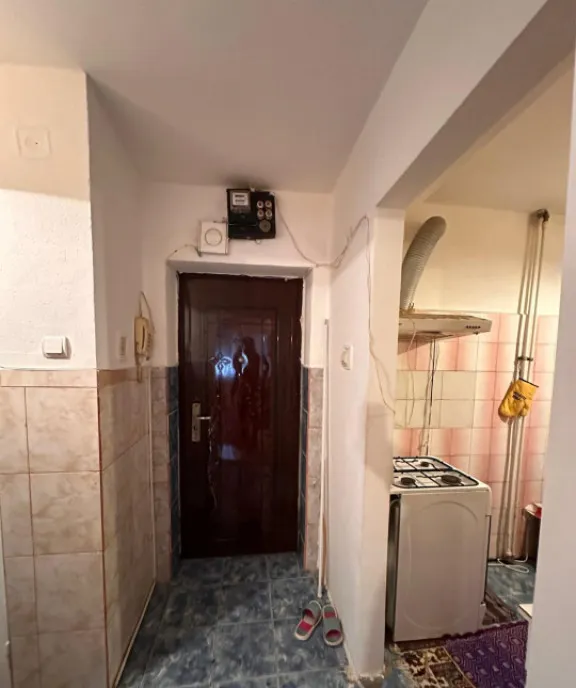 Apartament 4 camere zona Pod Butelii