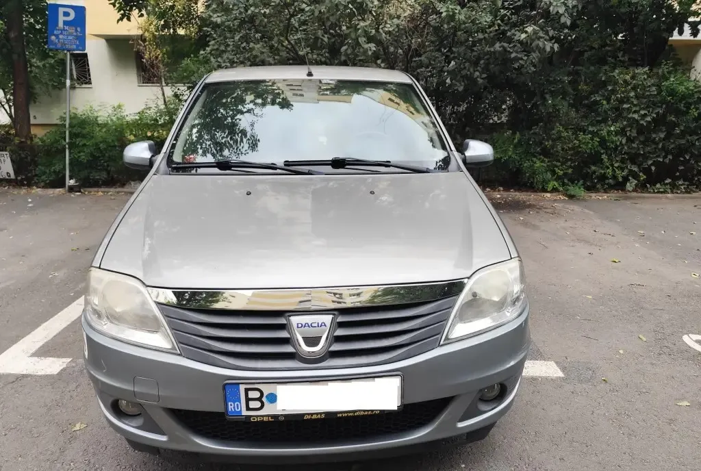 Dacia Logan Laureate 2011 1 6 118025 km A/C manual Euro 5 2 800 eur