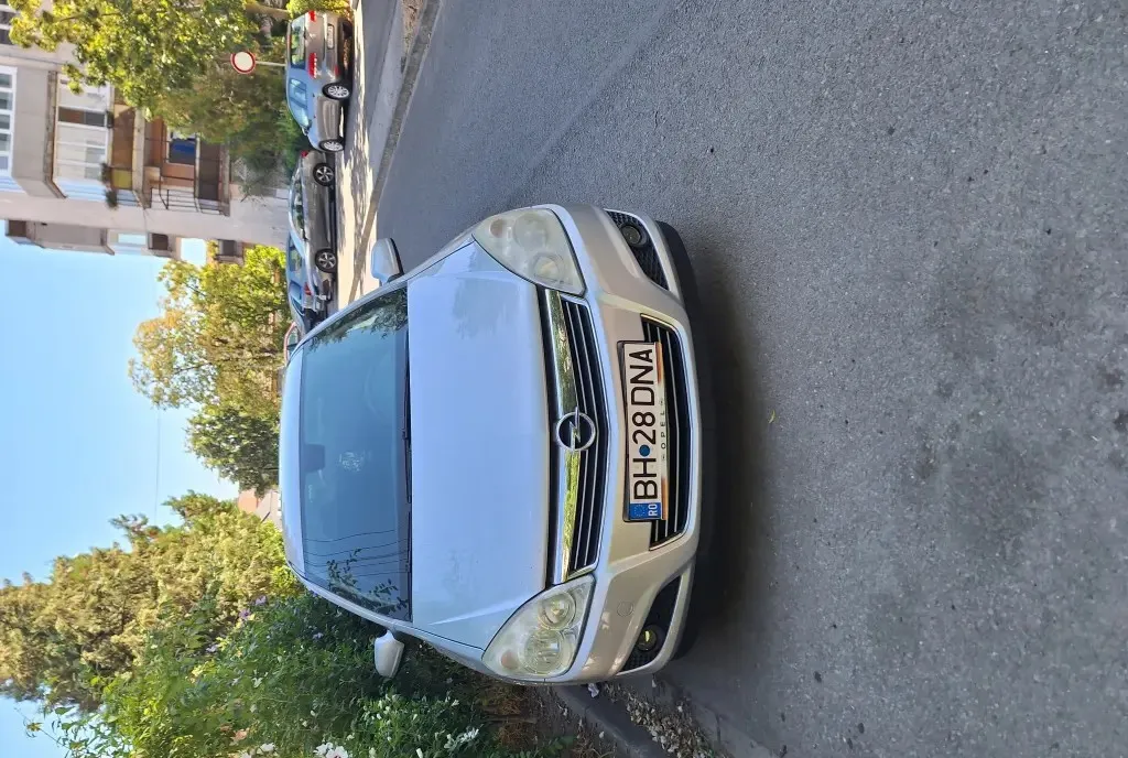 Opel astra H 1 6 2 200 eur