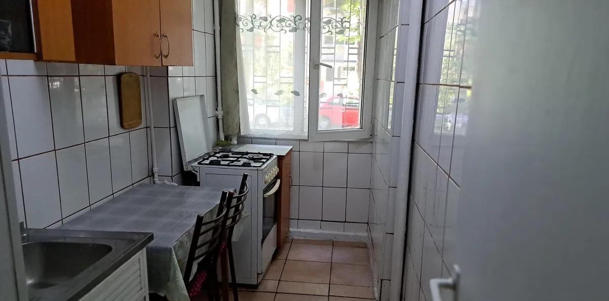 Brancoveanu p/4 particular zugravit colaborez
