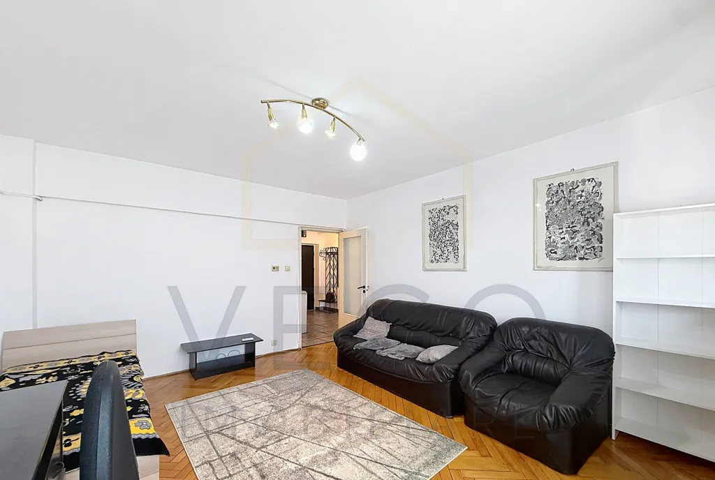 Apartament 1 camera decomandat mobilat zona N Titulescu