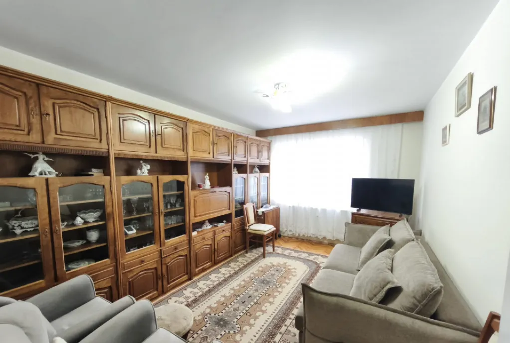 Apartament la mansarda de vanzare 3 camere 75 49 mp Dej