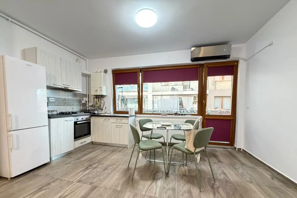 Cartierul Solar apartament 2 camere parcare inclusa