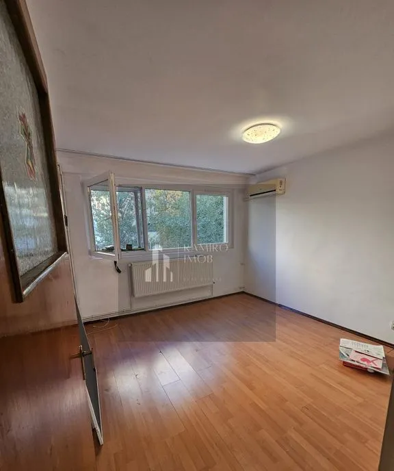 Apartament 2 camere metrou Piata Sudului