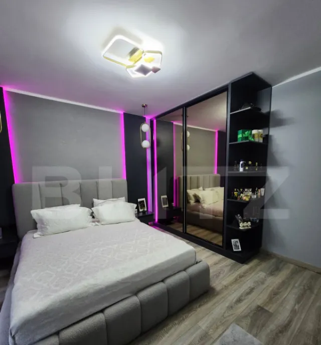 Apartament 3 camere 70 mp 2 bai terasa garaj zona Teil