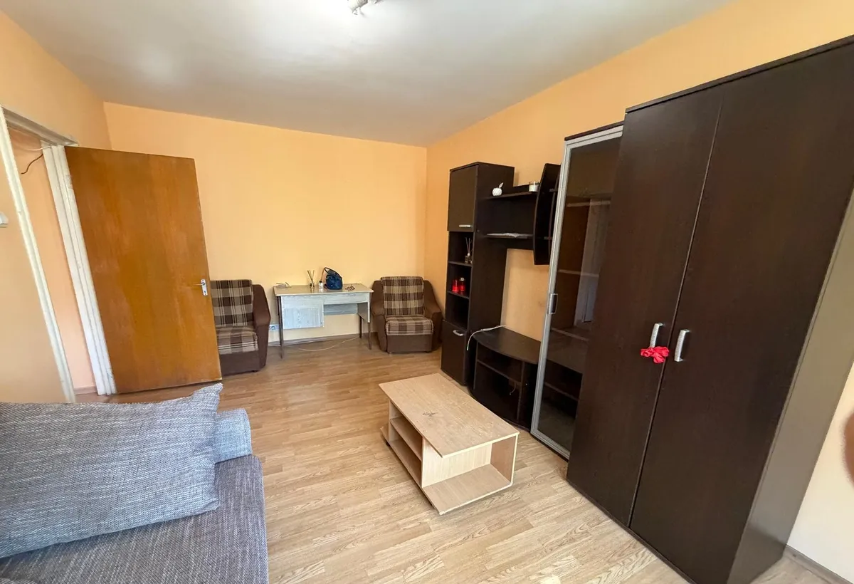 Dristor 1 minut metrou Bloc Mixt
