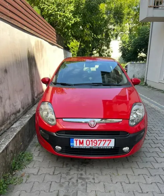 Autoturism Fiat Grande Punto Evo 3 000 eur