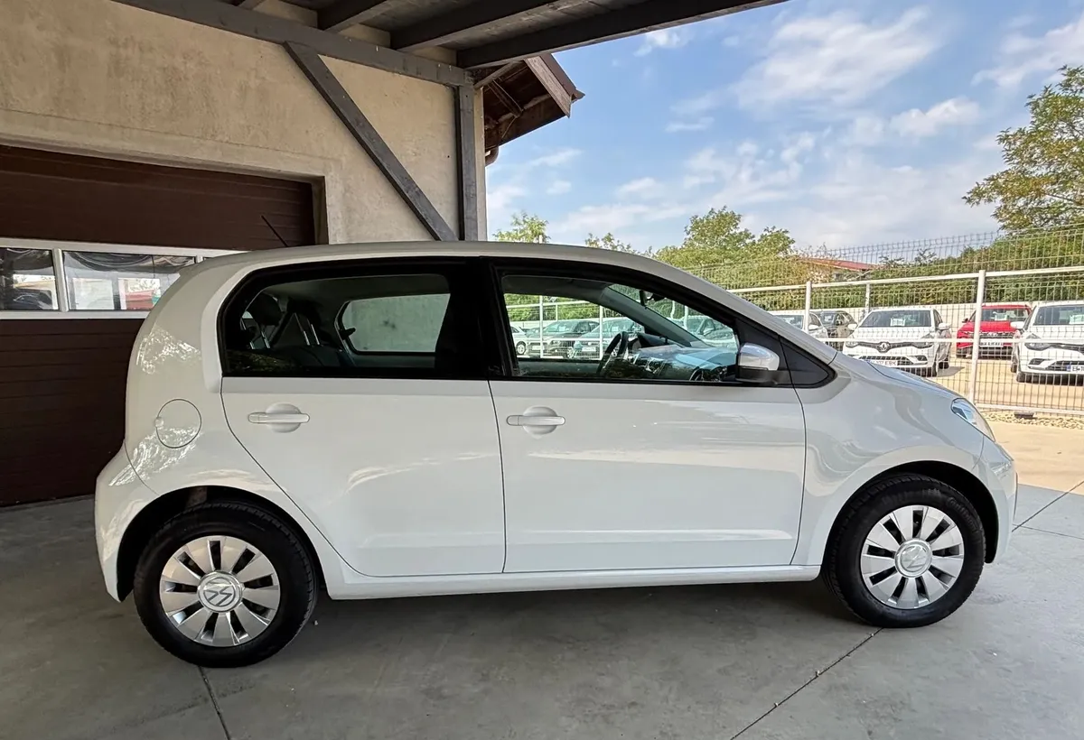 Volkswagen Up
