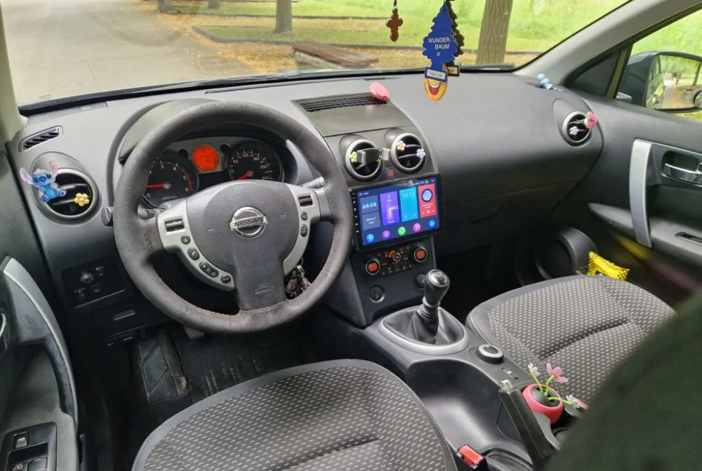 Nissan Qashqai 2 0 DCI 4x4 3 600 eur
