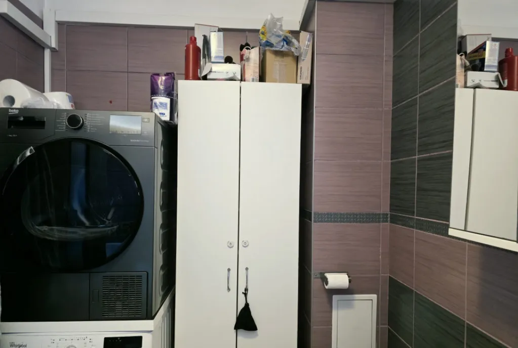 Apartament 3 camere 70 mp zona Tineretului Floresti