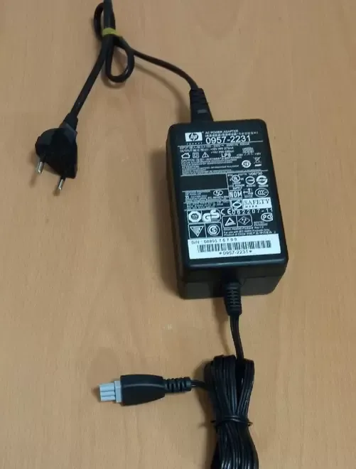 Vand Alimentator HP pentru Imprimanta