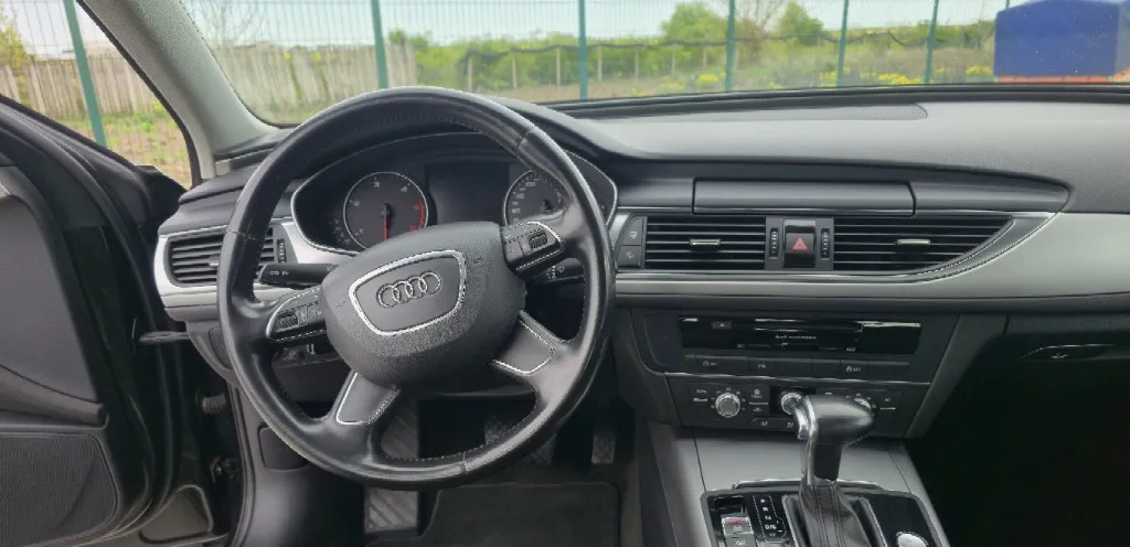 Audi A 6 C7 an 2013 11 000 eur