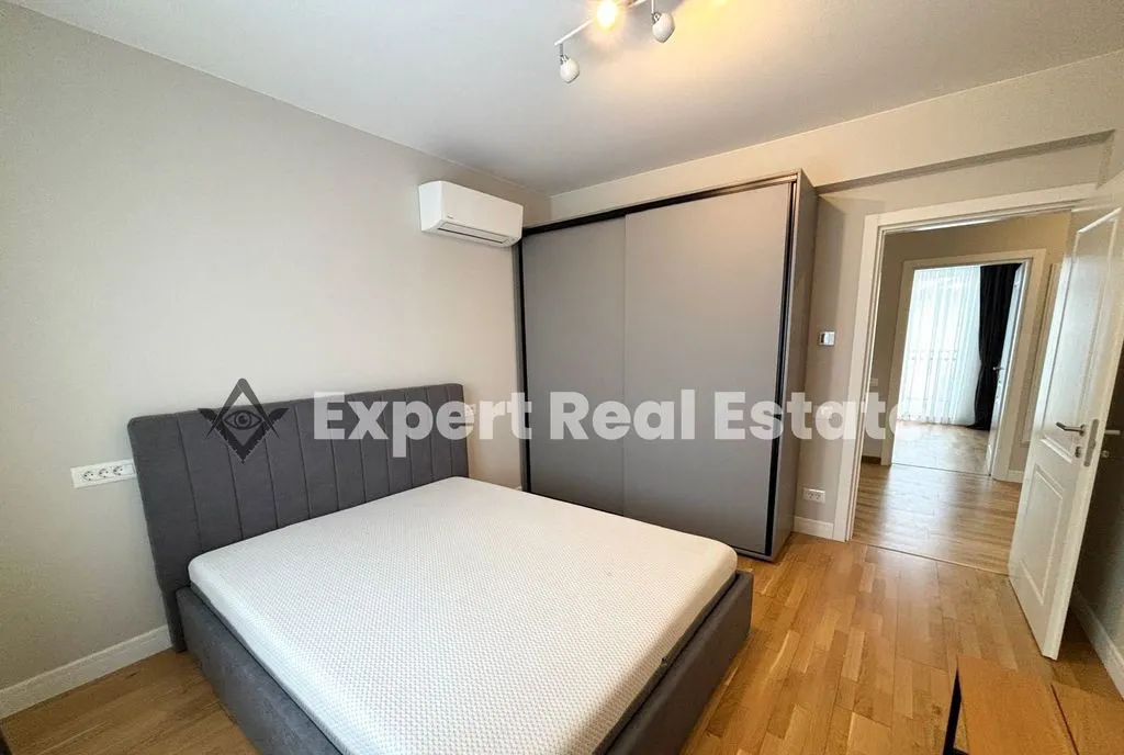 Vila noua spatioasa 500MP teren