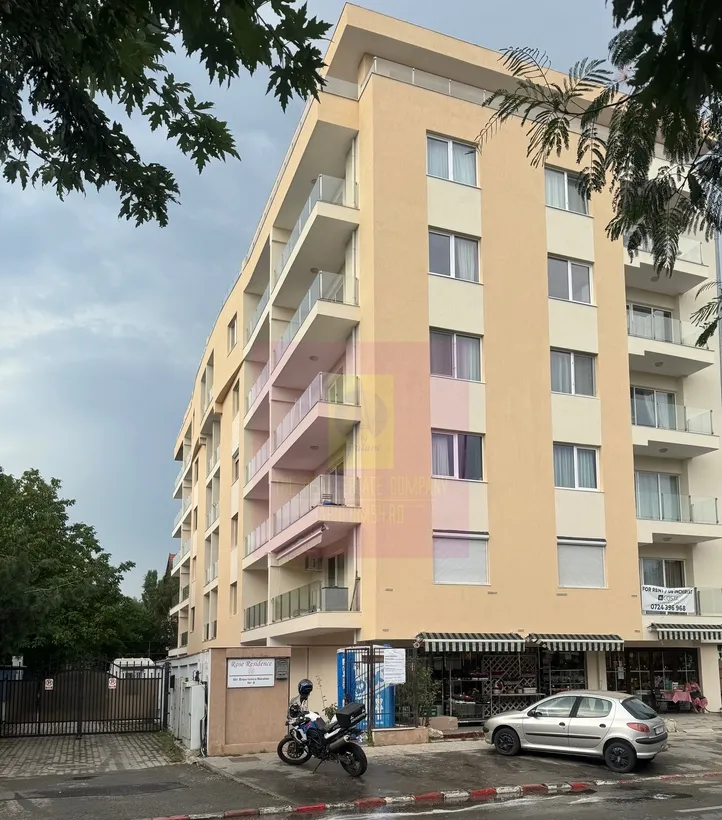 Apartament spectaculos cu 3 camere si 100 mp de terase - Pipera Erou