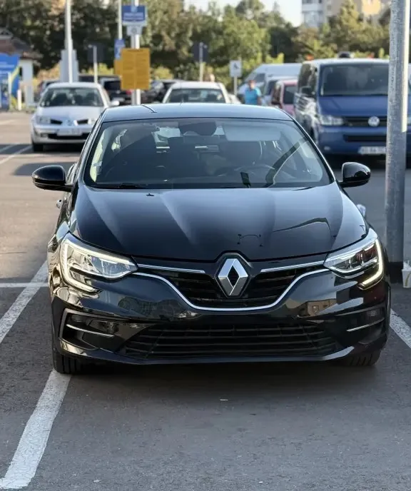 Renault megan lV 10 500 eur
