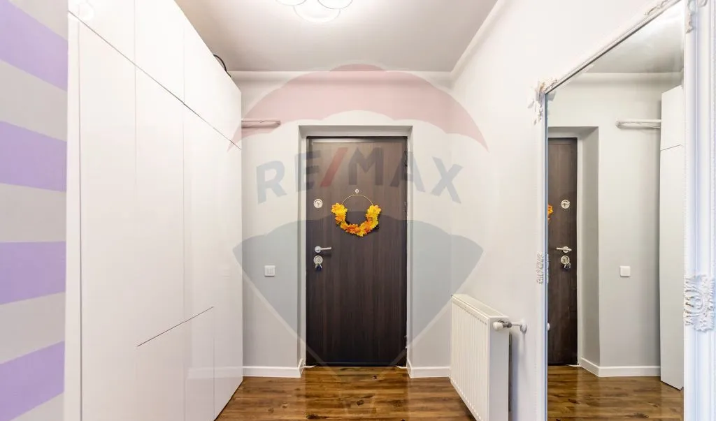 Vanzare Apartament cu 2 camere si curte proprie zona Brag