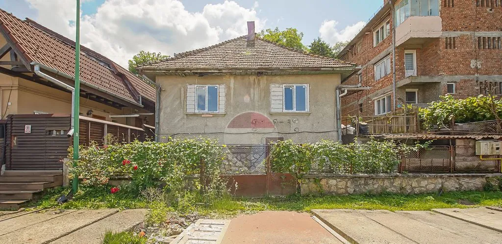 Casa cu potential in Centrul Civic Brasov 4 camere