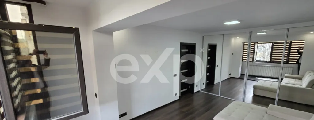 Apartament 3 Camere lux transformat in 2 - Renovare 202