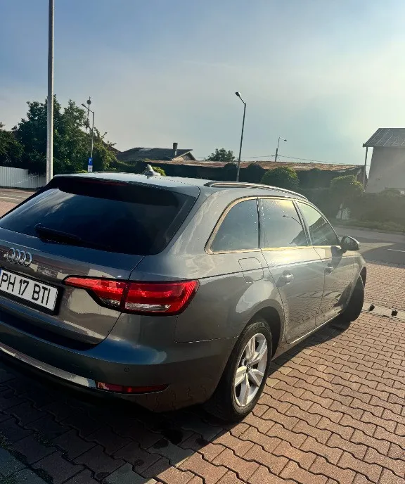 Audi A4 2016 model B 9 11 600 eur