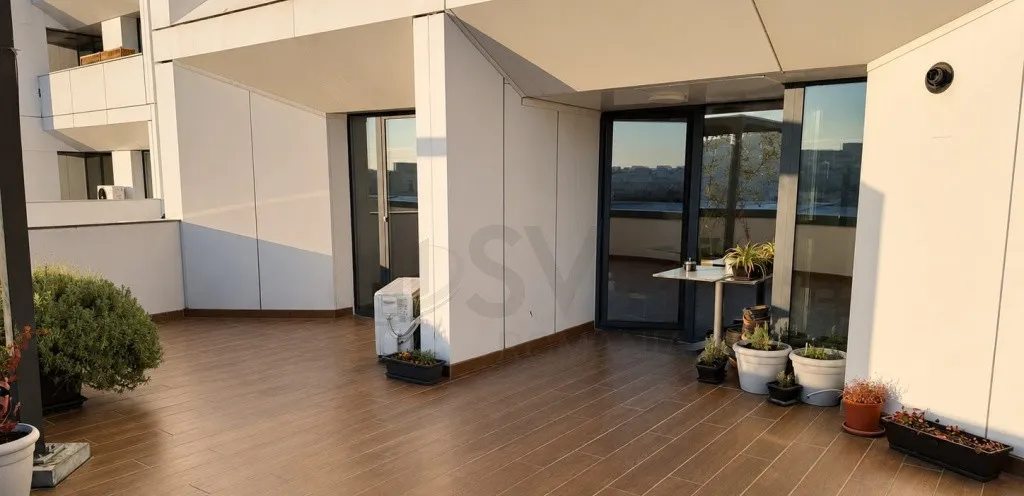 Apartament 2 camere de l Barbu Vacarescu