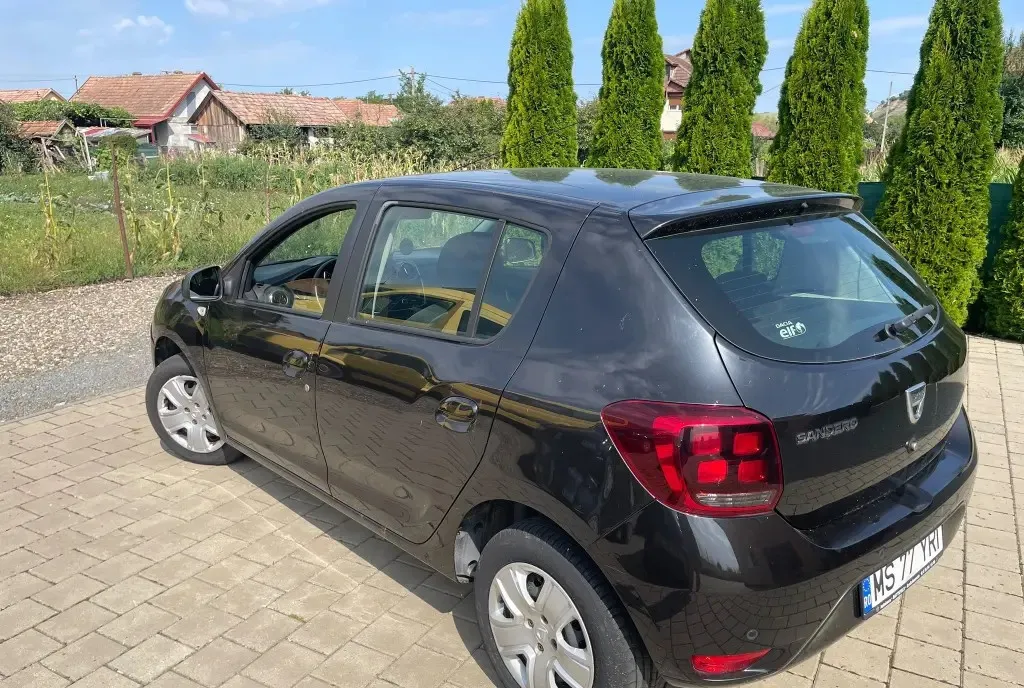 Dacia Sandero Easy-R 6 700 eur