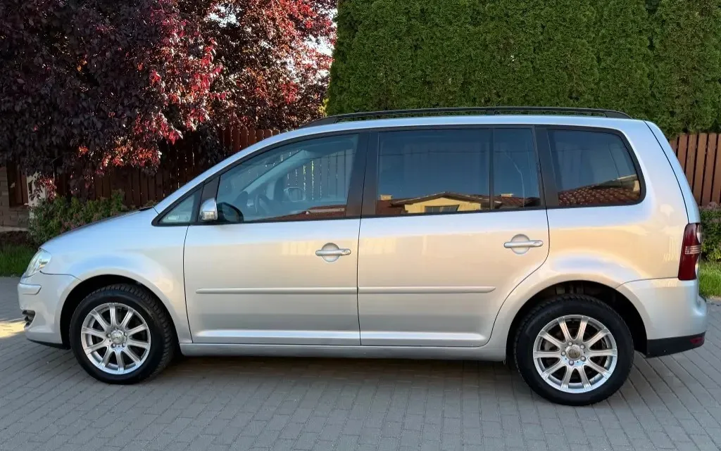 Vw Touran 2009 Facelift 4 300 eur