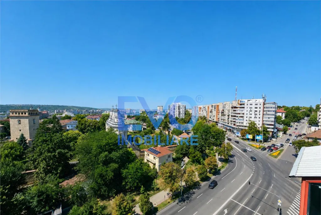 Spatiu birou 94 M2 Palas