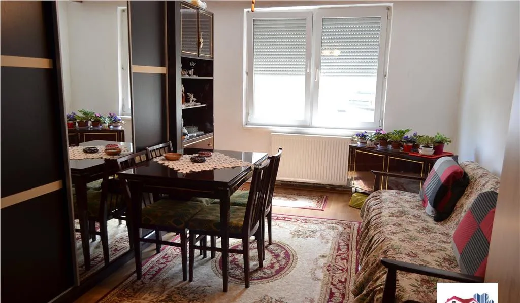 Ap 3 Camere si 2 Bai cu Garaj de Zona Corina