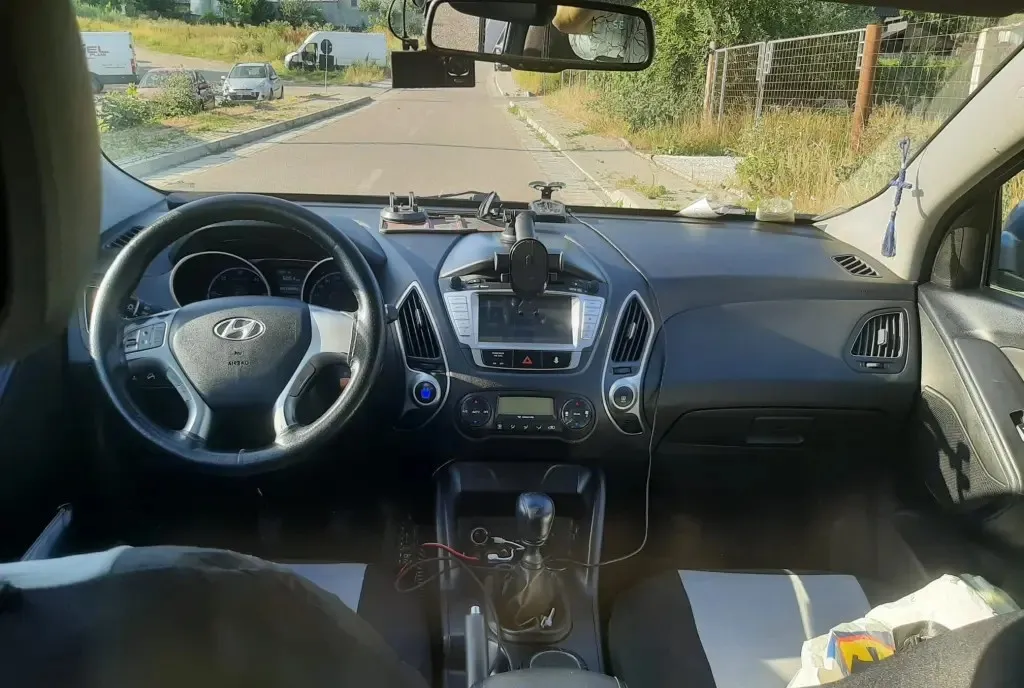 Hyundai ix35 2013 bull 2 0 CRDI 184 CP bull 4x4 bull Cutie Manuala bull 256 000 km 8 300 eur