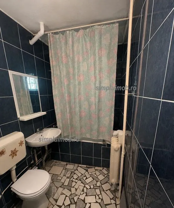 2 camere etaj 3 Straja reabilitat Sector 4