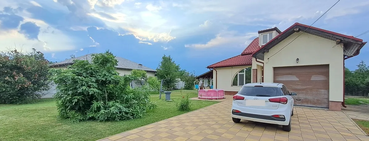 Floresti Stoenesti Jud Giurgiu vila garaj beci teren 1400 mp