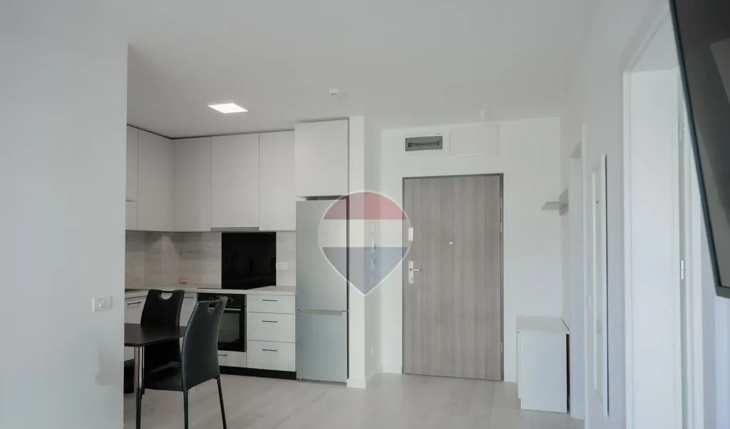 De vanzare apartament cu 2 camere in West Residence p
