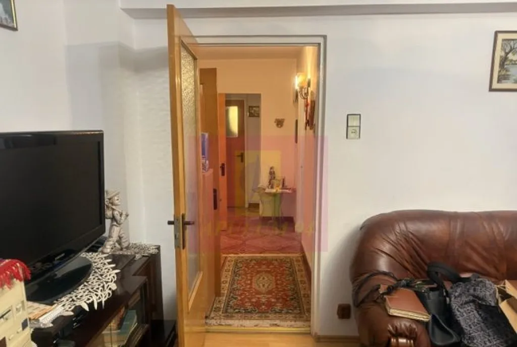 Apartament 3 camere Drumul Sarii