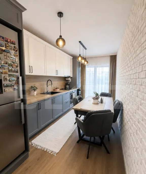 Apartament 3 camere lux 76 mp 2 bai terasa si parcare