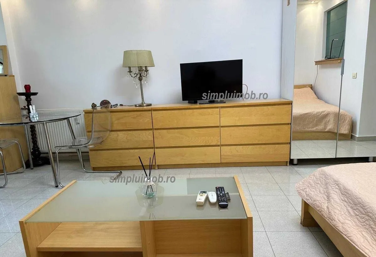 Garsoniera complet renovata o Titan - Parcul ior o 5 min Metrou