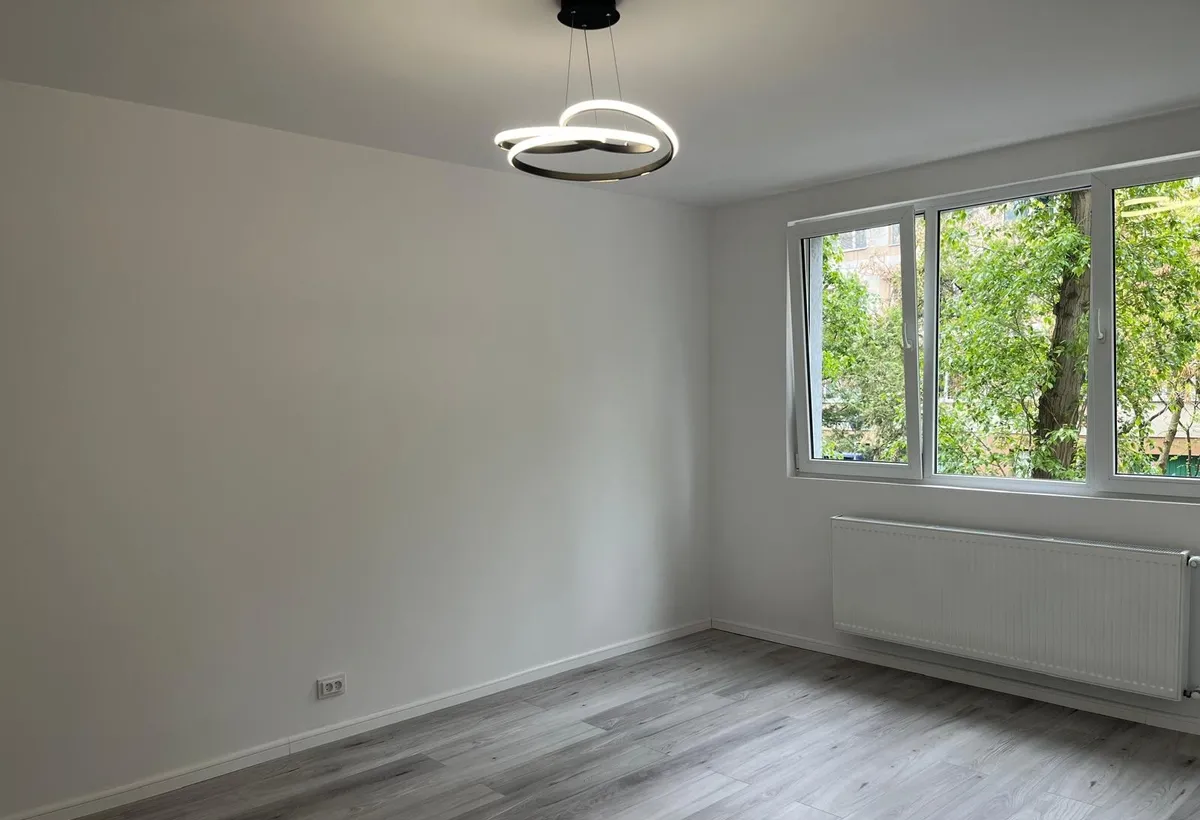 Drumul Taberei Raul Doamnei vanzare garsoniera lux
