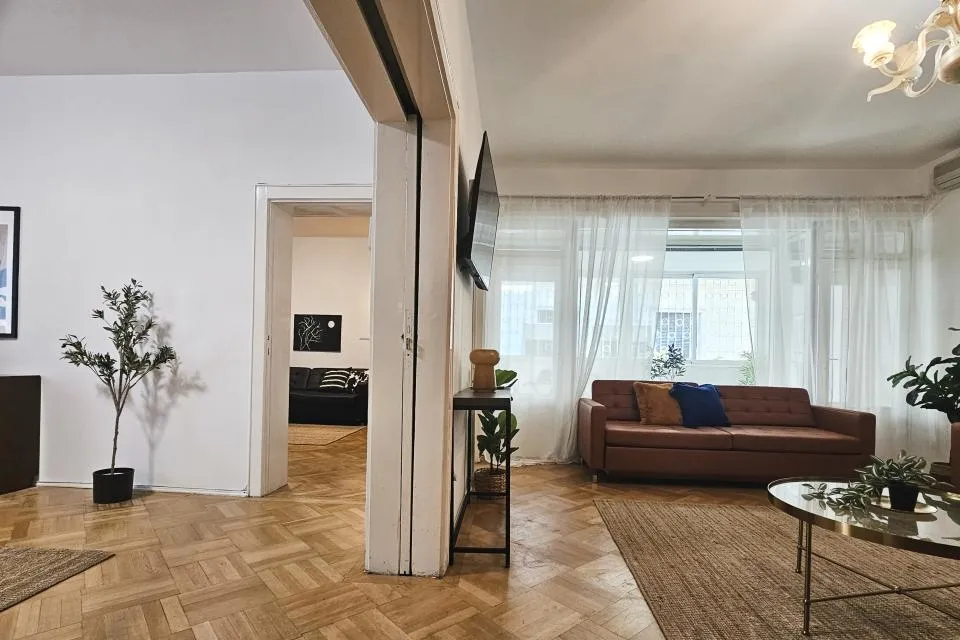 Atena Capitale inchiriere apartament 4 camere